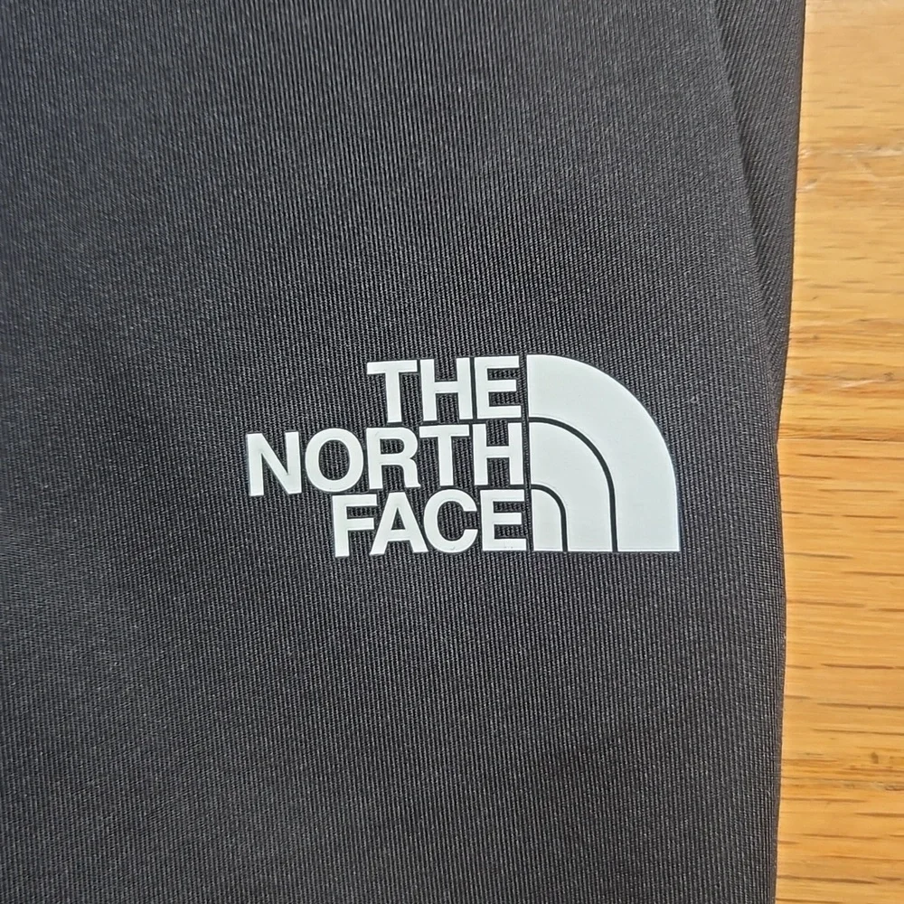 The North Face black On Mountain leggings